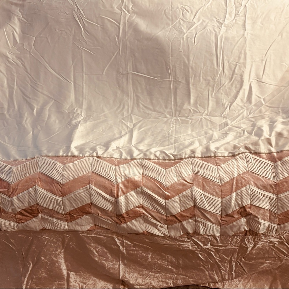 Luxurious Cream and pink Duvet Cover Set